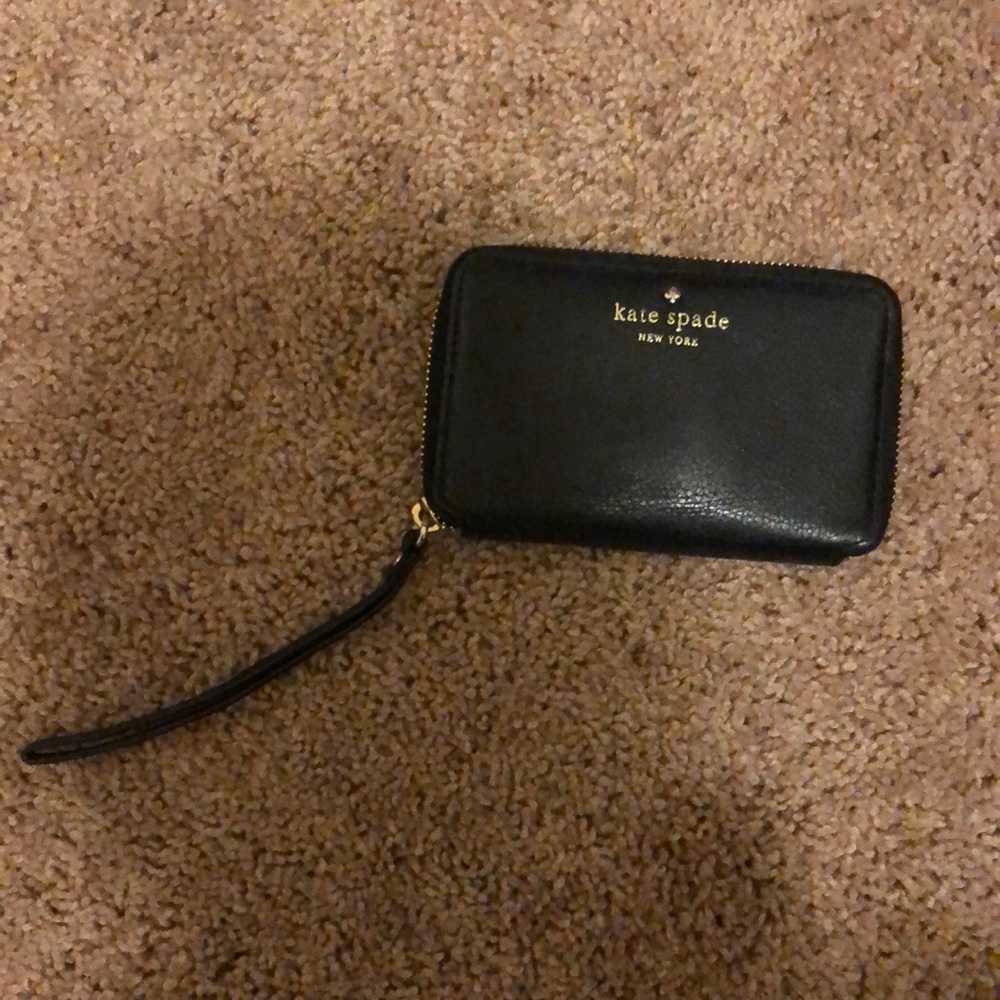 KATE SPADE wristlet. EUC!!!